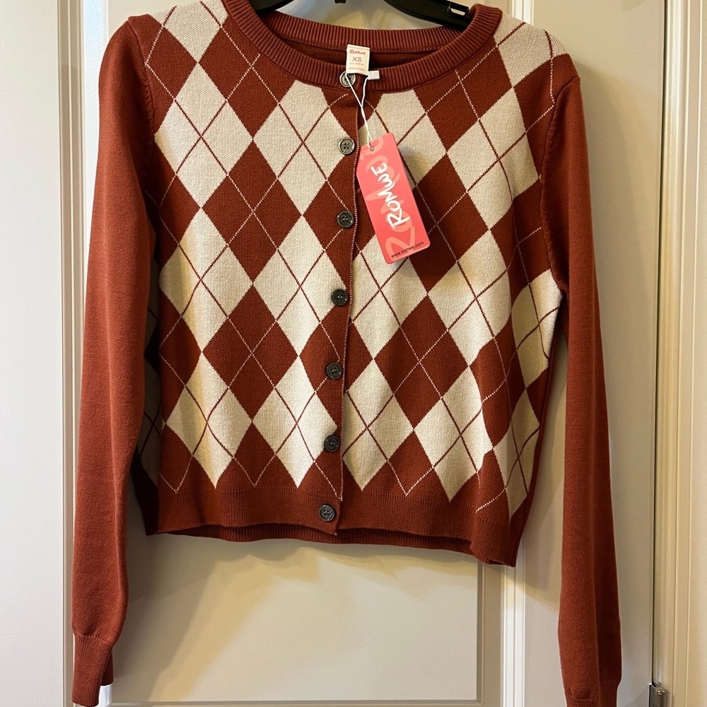 ROMWE Orange and White Argyle Sweater